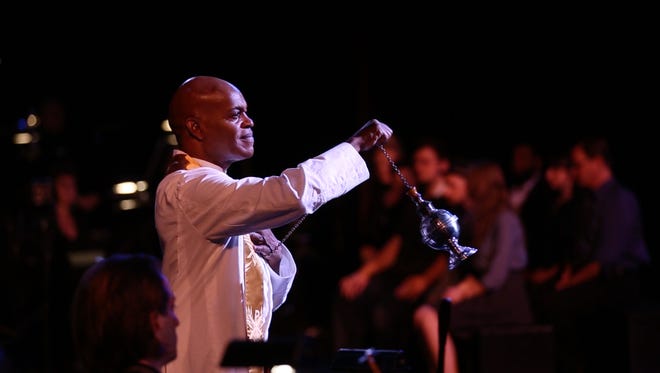 Review Orchestra 39 S Mass Brings Energy