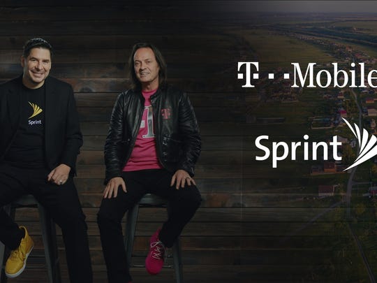 El CEO de Sprint, Marcelo Claure, y el CEO de T-Mobile, John Legere. "Width =" 540 "data-mycapture-src = "" data-mycapture-sm-src = "" /> <meta itemprop=