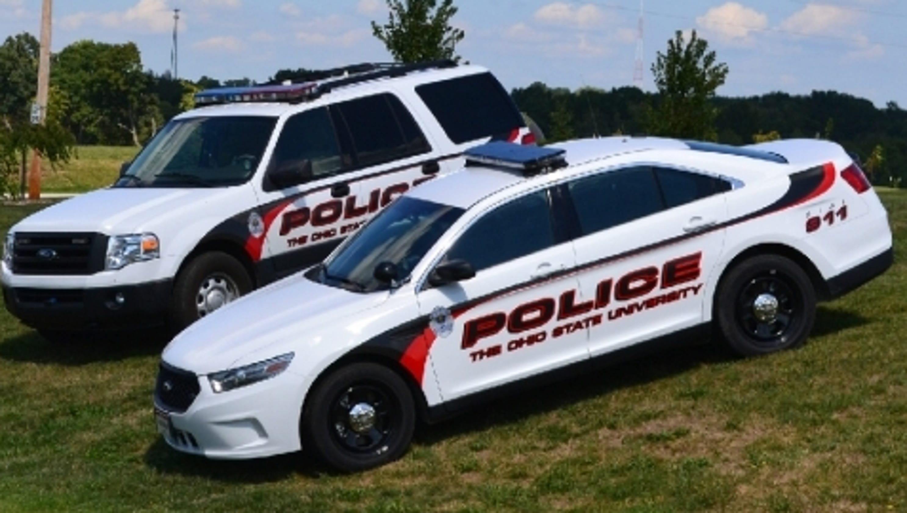 Police the best. Полицейские машины города Марсель. Suzuki sx4 Police car. Полицейская машина на крыше университета. Полицейская машина Слоним.