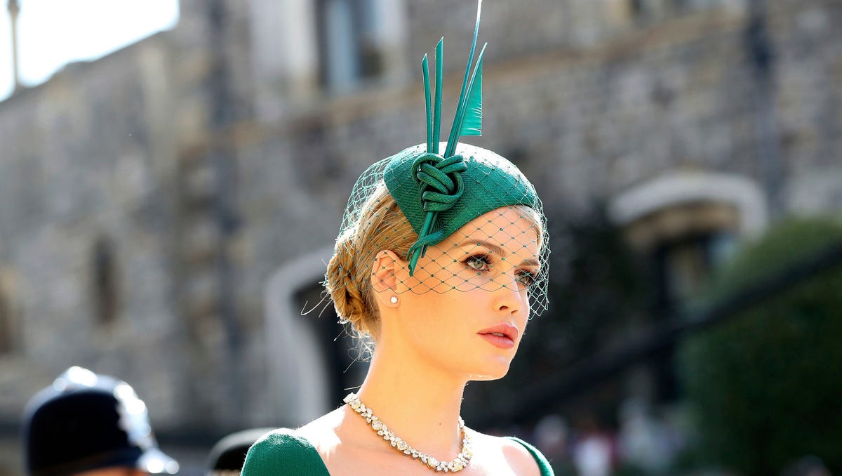 Lady Kitty Spencer, Princess Diana’s niece, stuns in wedding dress