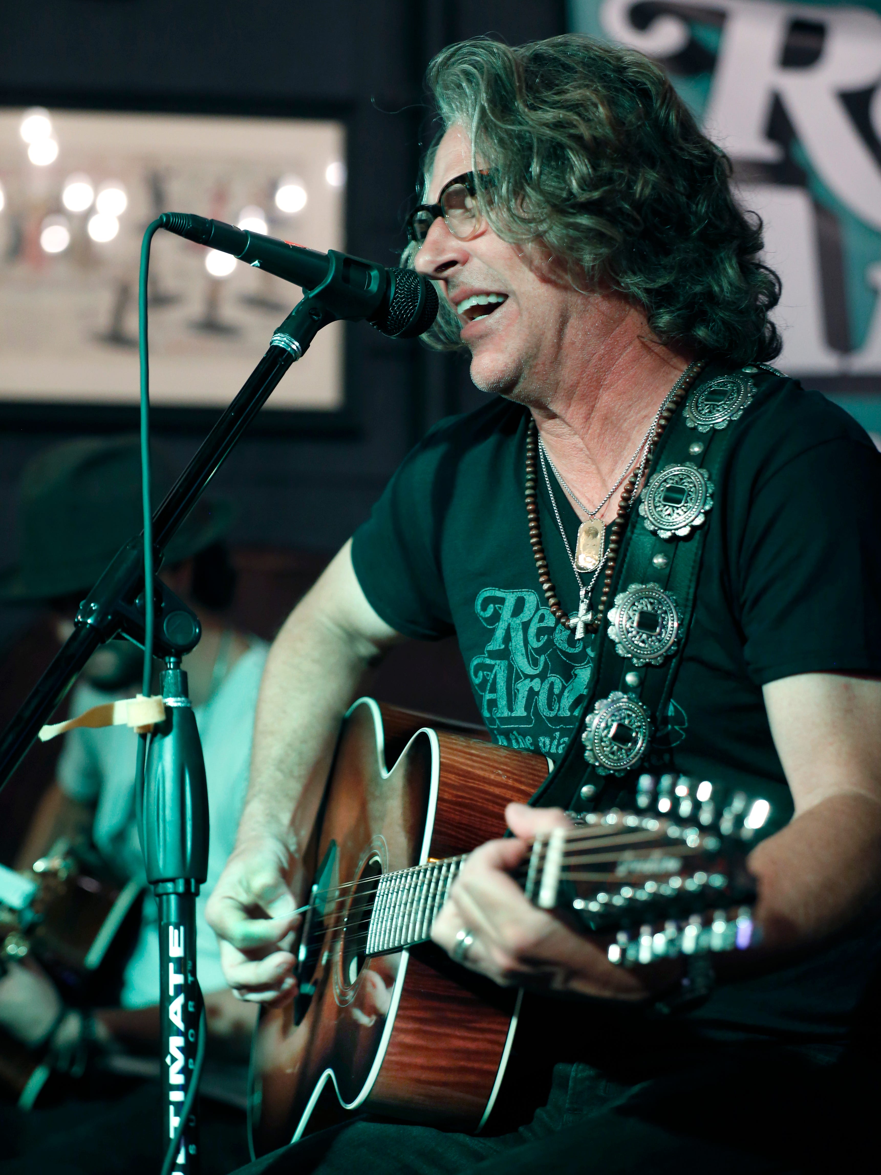 Collective Soul's intimate afternoon at Record Archive