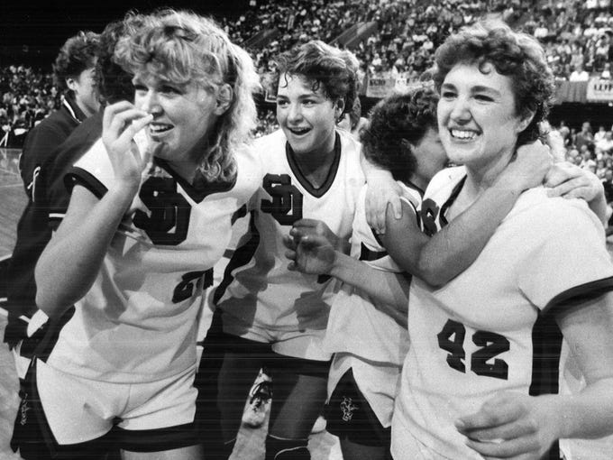 105 photos: Iowa girls' state basketball tournament through the years