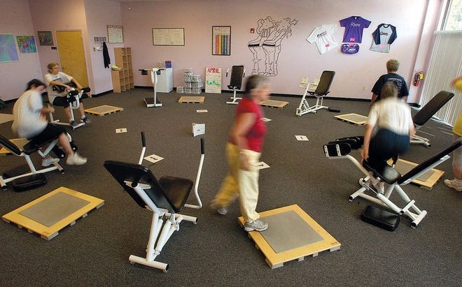 Members of Curves in Alachua move in a counterclockwise rotation on a cardio and strength training circuit on Wednesday.