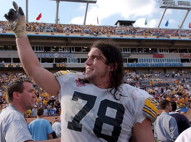 Iowa offensive lineman and winner of the 2003 Outland Trophy Robert Gallery, who faced the Gators in the Outback Bowl on Jan. 1, is projected to be one of the draft's top picks.
