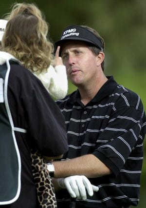 Giving the reason that he wanted to spend Halloween trick-or-treating with his children, Phil Mickelson opted out of the Tour Championship.