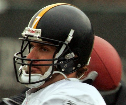 Pittsburgh Steelers quarterback Ben Roethlisberger throws during a workout Friday, Jan. 20, 2006 in Pittsburgh. The Steelers face the Denver Broncos in the AFC Championship game in Denver Sunday.