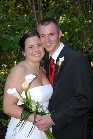 Mr. and Mrs. Juergen Renz
(Heather Fowler)