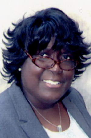 Deanie Frazier during her 2003 campaign for District 5 City Alderman seat.