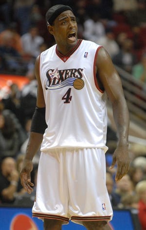 Chris Webber will sign with the Pistons after Philadelphia bought out the remainder of his contract last week.