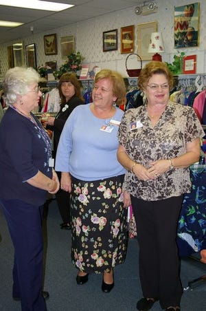 From left, Diana Harris, Jan Hathaway and Linda Freymann of Hospice of Marion County socialize.