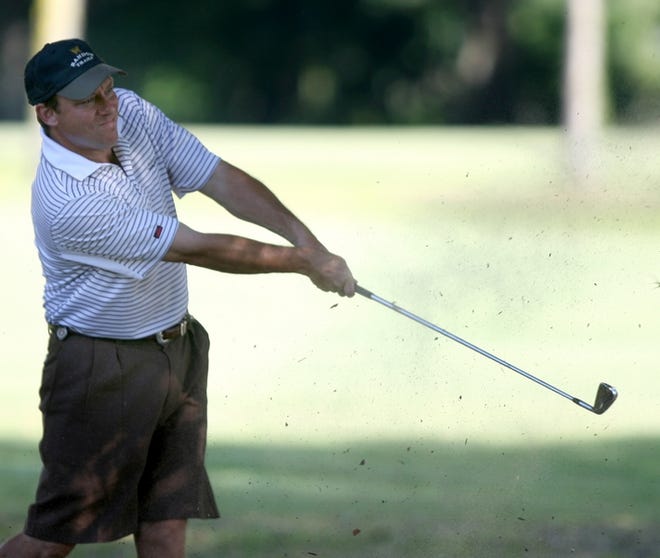 Bill Wright shot a second-round 81 Saturday at the Henry N. Camp Invitational.