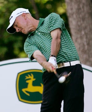 Nathan Green shot a second-round 63 on Friday to take the lead in the John Deere Classic in Silvis, Ill.