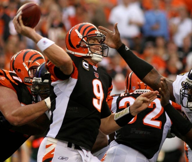 Bengals quarterback Carson Palmer throws a first-quarter pass during his team's season-opening win over the Ravens on Monday.