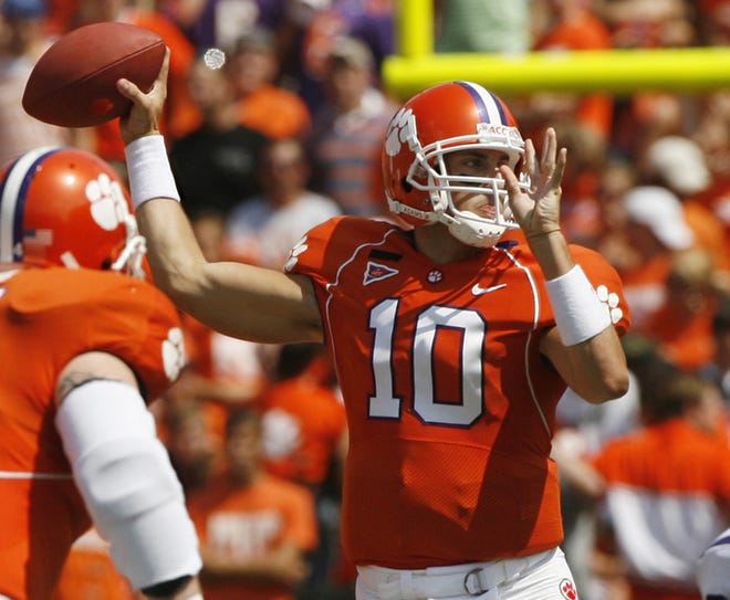 Clemson quarterback Cullen Harper made up for the lack of running game in the Tigers' offense by going 16 for 19 for 266 yards and three TDs.