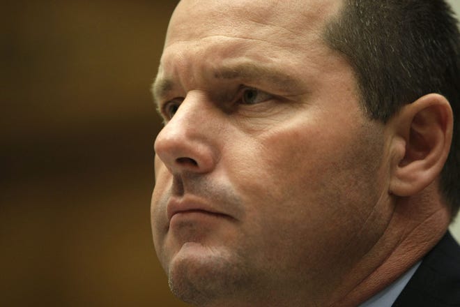 Former New York Yankees baseball pitcher Roger Clemens testifies on Capitol Hill in Washington, Wednesday, Feb. 13, 2008, before the House Oversight, and Government Reform committee hearing on drug use in baseball. (AP Photo/Pablo Martinez Monsivais)
