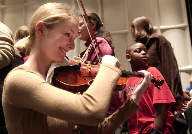 Sunday's performance by the Gainesville Chamber Orchestra features a "walk through the orchestra," in which listeners can experience what it's like to be in the middle of a symphony orchestra.