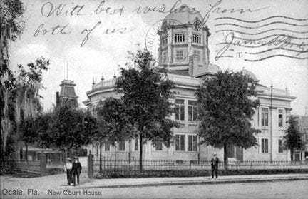 The new courthouse, on a postcard from 1908