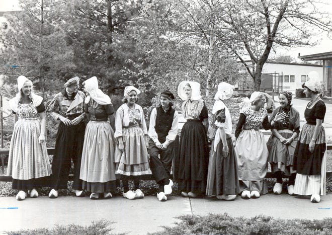 The photograph above is of 1970s klompen dancers. Some of the names are, from left, Mary Kuna, Jane Moes, Karen Risselada, unknown, unknown, unknown, Lori Feenstra, unknown, Jane Arendshorst and unknown. If you know anything about this photo, please contact the archives at archives@hope.edu, (616) 395-7798 or at www.joint archives.org.