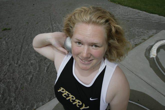 Perry shot putter Elizabeth Flinner will compete in the Ohio State Track and Field Championships this weekend.