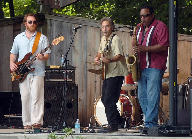 Georgetown’s 2008 free Sunday concert series kicked off last weekend with the Orville Giddings Band. The Neil Young cover band Rust Never Sleeps is up next on July 13.