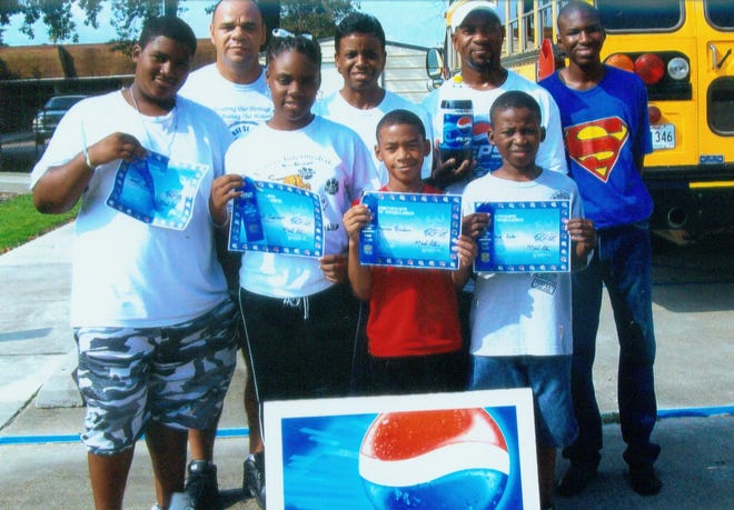 A NFL Pepsi Kick, Pass and Punt Competition was held Saturday morning at Floyd Boutte Stadium. Winners were in the 14-15 year-old division Josef Bell wit 204 points, 12-13 year-old division Chanel Garnett with 86 points, 8-9 year-old division Mavus Boudoin with 108 points and 10-11 year-old division Wallace Baker with 117 points. Volunteers are Mark Bondoin, Chavelle Garnett, Hope Youth Development director Mark Peters and Kerry Williams.