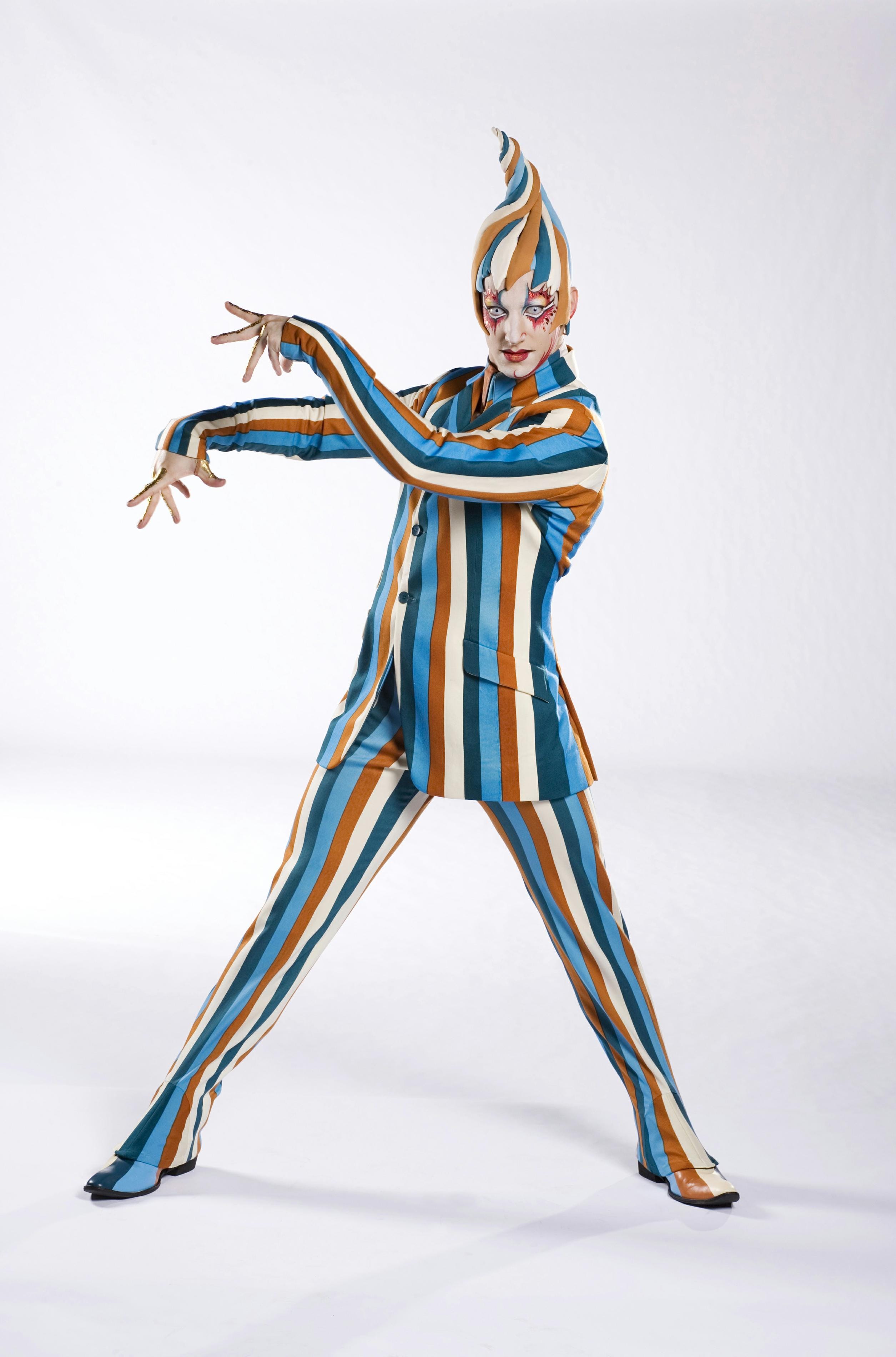 Cirque du Soleil returns to its roots with traditional circus acts Cirque du Soleil returns to its roots with traditional circus acts