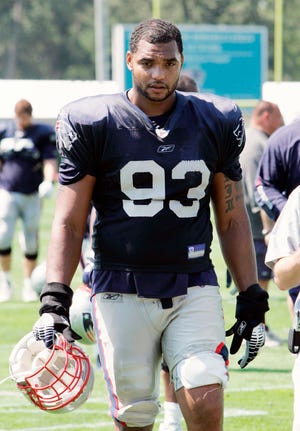 Patriots defensive end Richard Seymour has missed 15 games since 2003, all because of knee injuries.