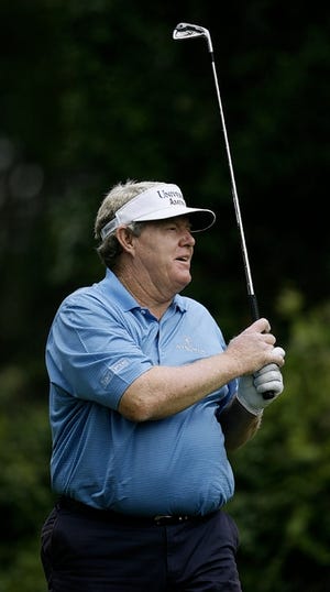 Andy Bean watches his ball from the tee on the third hole during the first round of Championship play of the 2008 Administaff Small Business Classic at The Woodlands Country Club, on Friday, Oct. 17, 2008, in Houston. (AP Photo/Houston Chronicle,Karen Warren)