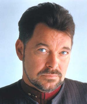 Jonathan Frakes, aka William T. Riker, will be at this weekend's vintage and modern pop culture collectibles show in Framingham.