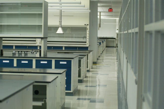 The analytical laboratory in the research and development building at Pfizer Global Manufacturing in Holland Township.
(12/21/06)