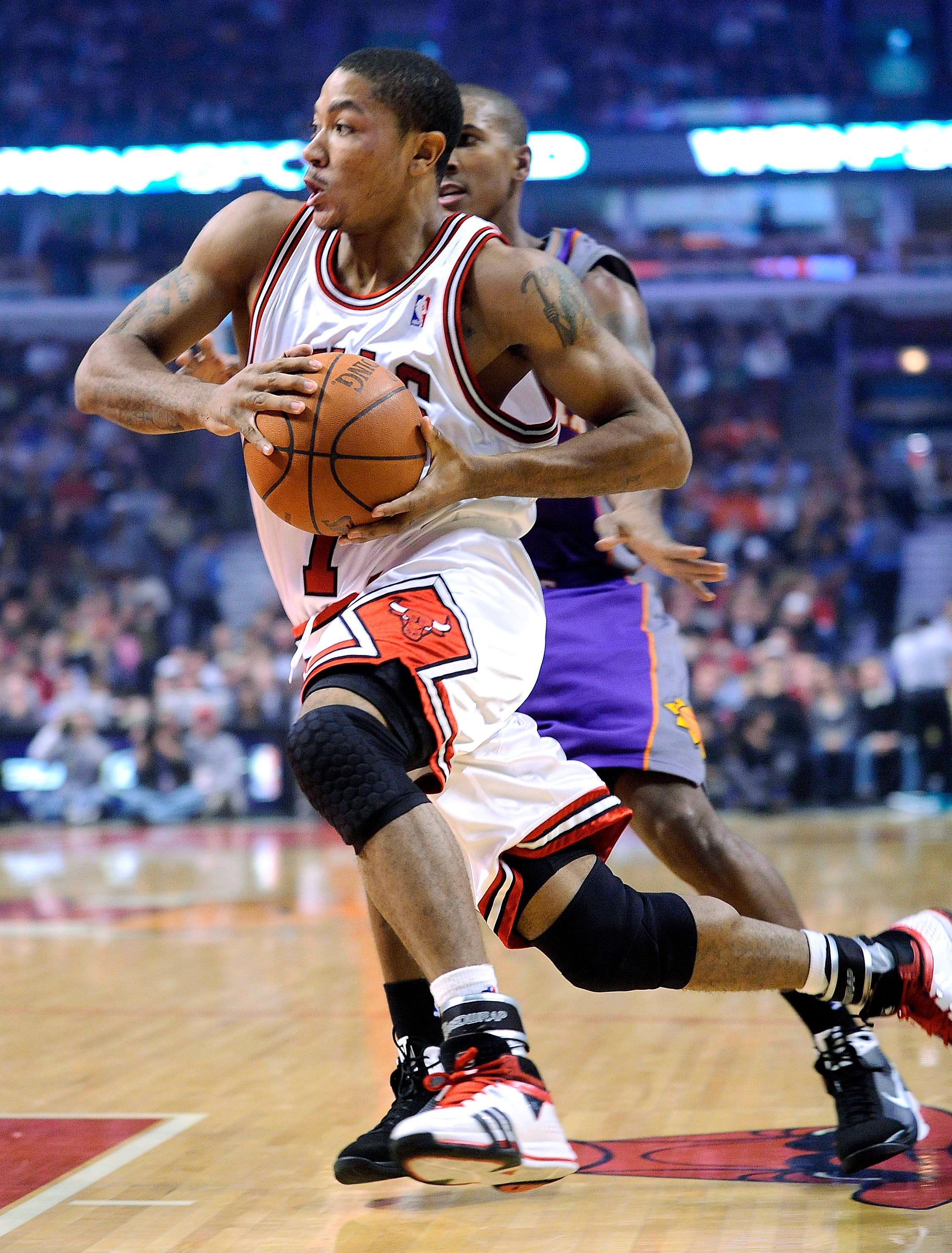 jordan wearing retro 7