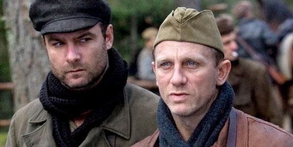Daniel Craig, right, and Liev Schreiber play brothers in “Defiance.”