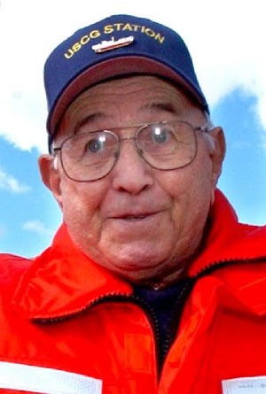Bernie Webber, the coxswain aboard Coast Guard Rescue 36500 boat that rescued 32 people off the Pendleton tanker in 1952, died Saturday in Florida.