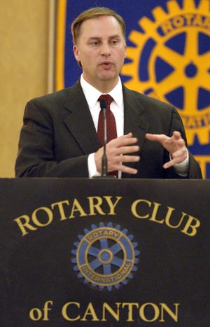 Canton Mayor William J. Healy II speaks to the Rotary Club.