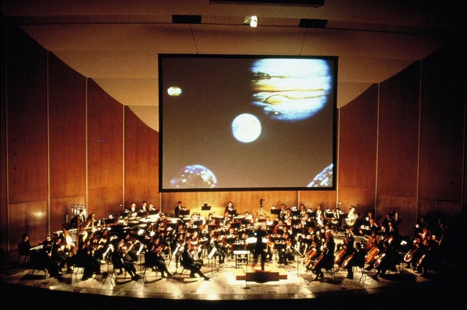 Combine a performance of Gustav Holst’s ”The Planets” with images from NASA and you have a concert that’s out of this world.