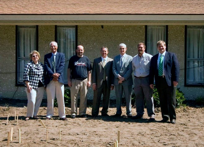 From left, Carolyn DeVore, Building Committee assistant chairperson; Bobby Jones, Building Committee chairman; Greg Hurlebaus, Capital Giving Committee chairman; Brooks Cail, senior pastor; J.T Turner Jr., president of J.T. Turner Construction Co.; Matthew Price, project manager; and Tripp Turner, director of business development.
