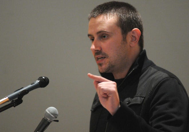 Jeremy Scahill, author of "Blackwater: The Rise of the World's Most Powerful Mercenary Army," speaks Saturday, April 25, 2009, at the Unitarian Universalist Church of Stockton.