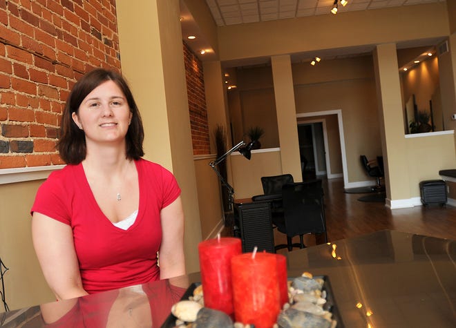 Amber Schmelzer at her new business 218 Salon and Spa on Friday, June 12, 2009.