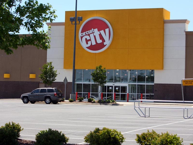 Best Buy Eyes Circuit City Space In Midtown
