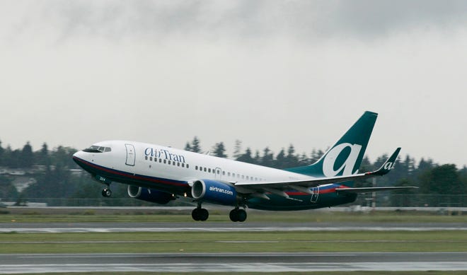 ust like this AirTran aircraft, profits at the airline are up. AirTran reported a $78.4 million second-quarter profit. At the same time, Delta recorded a $257 million loss for the same period. The industry as a whole doesn’t look for a turnaround any time soon.
