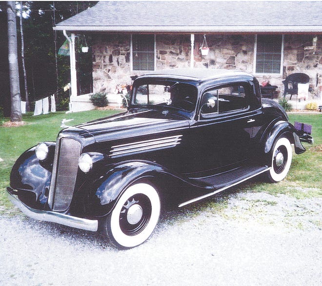 This is the 1934 Buick Denise Urban’s father, George Mindala, bought in 1959 and restored. It is now featured in the movie ‘Public Enemies.’