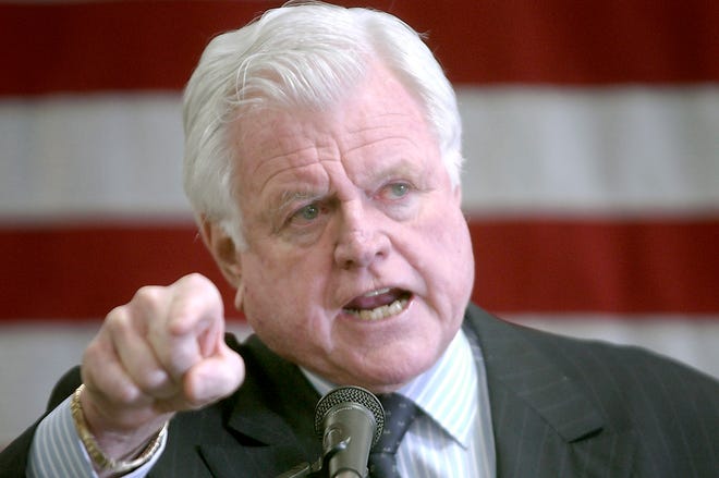 Sen. Edward M. Kennedy, D-Mass., makes a point while visiting and speaking at Massasoit Community College in Brockton in 2006.