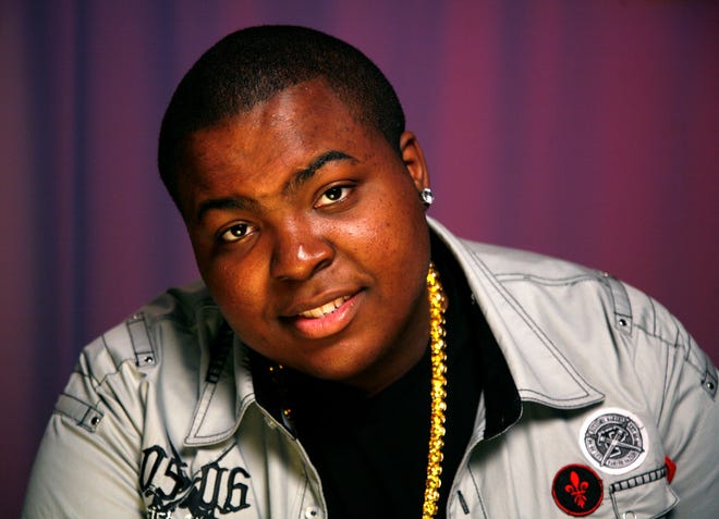 In this June 24, 2009 file photo, recording artist Sean Kingston poses for a portrait in New York.
