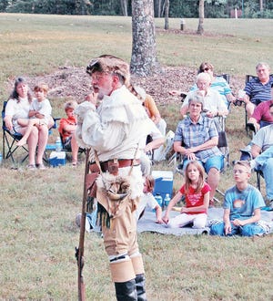 Lynn Fox portrays Davy Crockett as he tells stories of 'walking in the footsteps of Tennessee history.'