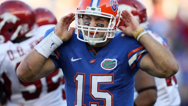 101709 spt gators--0067805A--Staff photo by Allen Eyestone / The Palm Beach Post.. GAINESVILLE, FL...ARKANSAS RAZORBACKS AT FLORIDA GATORS..Gators quarterback Tim Tebow reacts after being stopped on third and short in the second quarter.