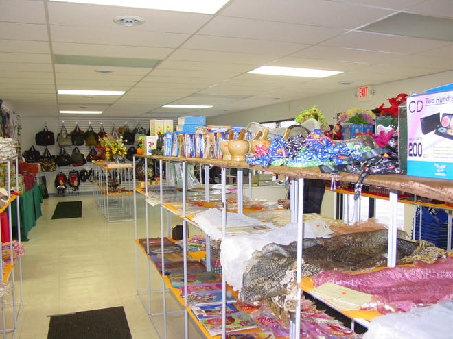 Yan Clayton has opened a new store at her 700 W.?Jackson St. location called “Dollar Star.” The store offers a variety of merchandise, including household items, clothing and gifts.