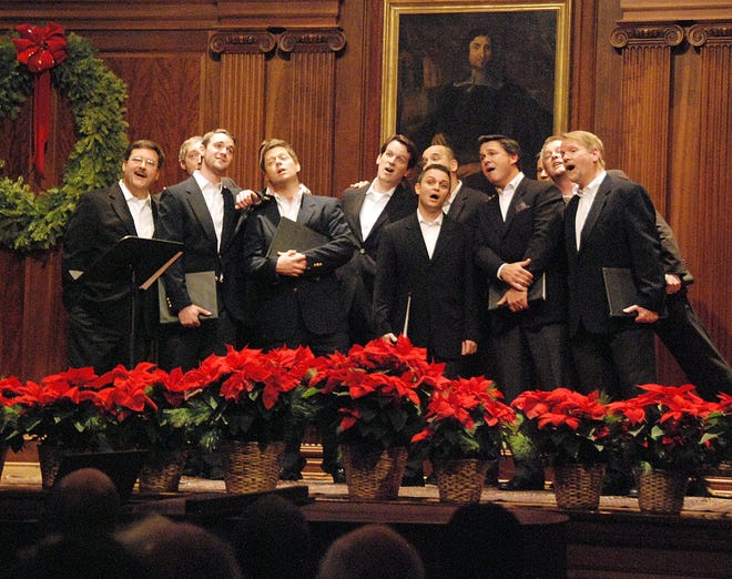 Roxbury Latin’s first community “Messiah” sing drew more than 250 guests to Rousmaniere Hall for an evening of music that also featured The Sly Voxes, an all-male a cappella group directed by headmaster Kerry Brennan.