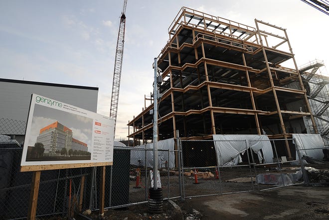 Genzyme's Biolgics Support Center Laboratory is being built on New York Avenue in Framingham.