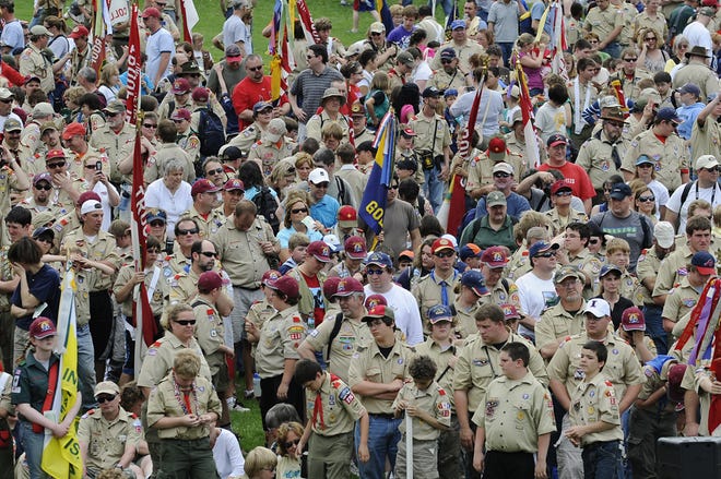 Hundreds of Boy Scouts crowded the lawn in front of Lincoln's Tomb in Oak Ridge Cemetery Sunday, April 26, 2009, for the annual Lincoln pilgrimage to the Old State Capitol.