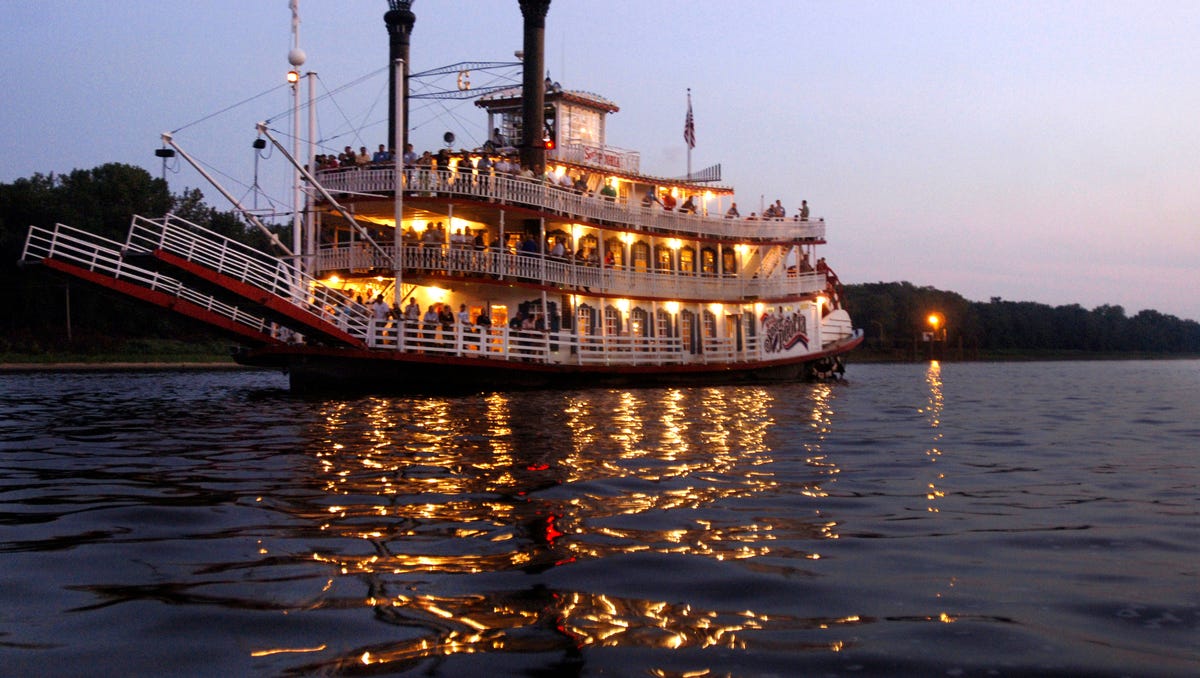 Could Peoria land a new Illinois River cruise option? Here’s what to know Could Peoria land a new Illinois River cruise option? Here’s what to know
